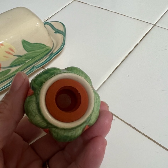 RARE Franciscan Tulip BUTTER DISH & SALT SHAKER - Picture 2 of 7